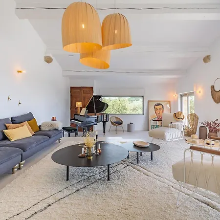 Holiday home Domaine De La Colline *